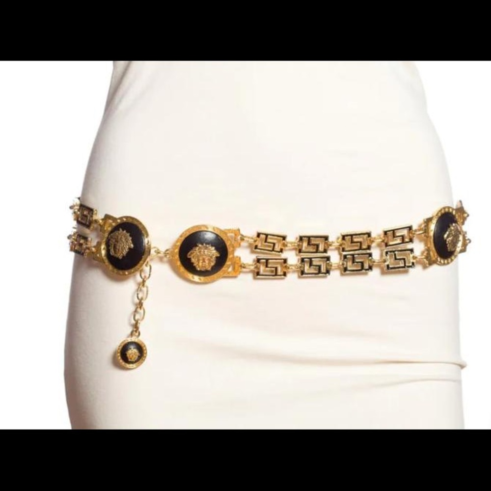 1990'S GIANNI VERSACE Gold Metal Link Medusa Face Chain Belt. Very RARE!
